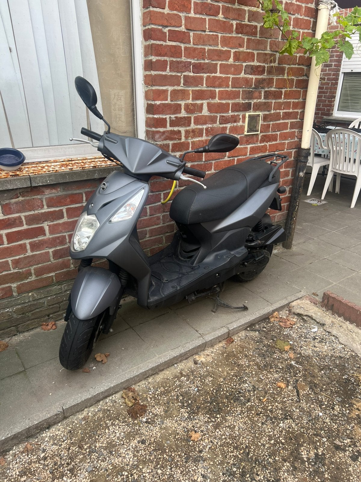 Sym brommer, Fietsen en Brommers, Ophalen, Zo goed als nieuw