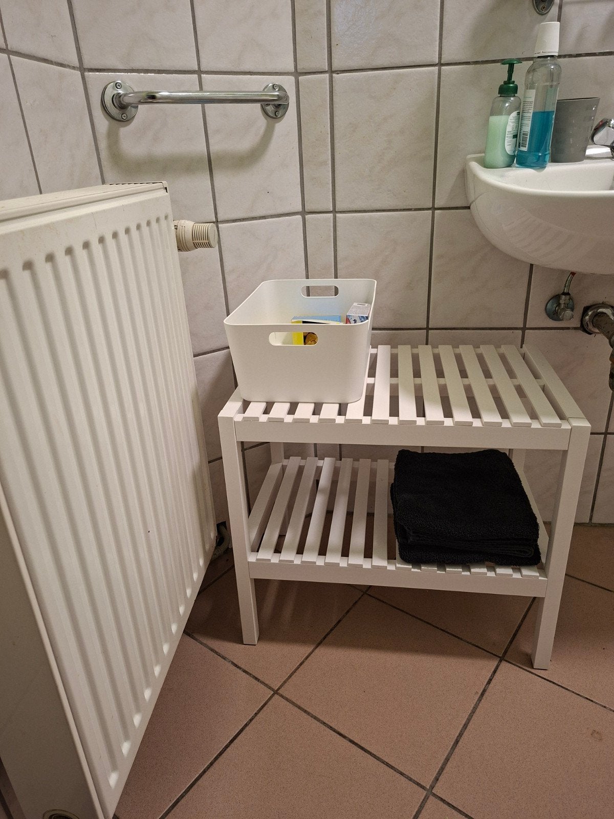 bijzetrekje, voor badkamer of schoenenrek, Huis en Inrichting, Kasten | Schoenenrekken, Ophalen, Zo goed als nieuw