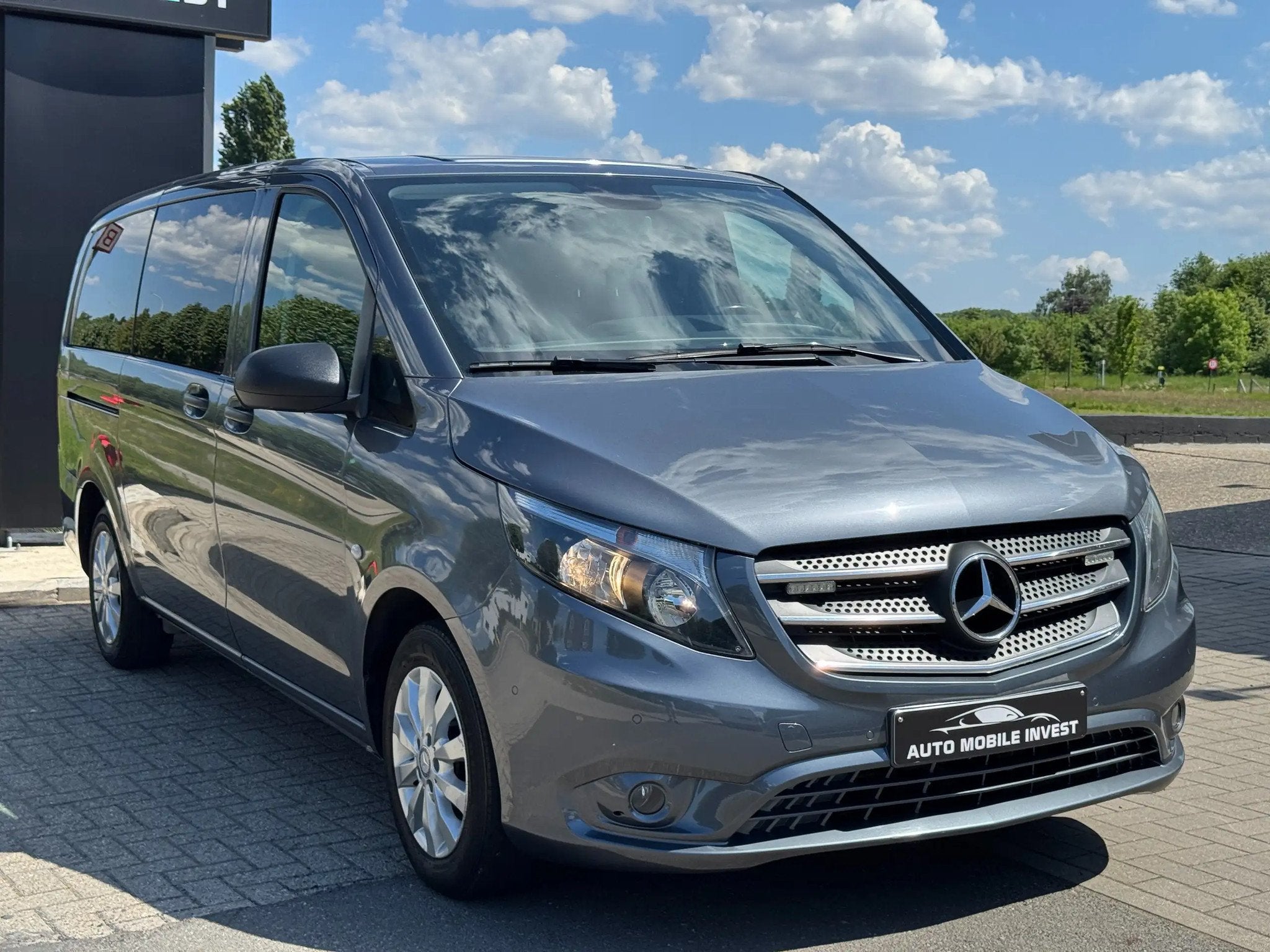 Mercedes-Benz Vito 2.1 AUTOMATIC CEREMONIE-/LIJKWAGEN 0483/4, 4 cilinders, 136 pk, Leder, Bedrijf