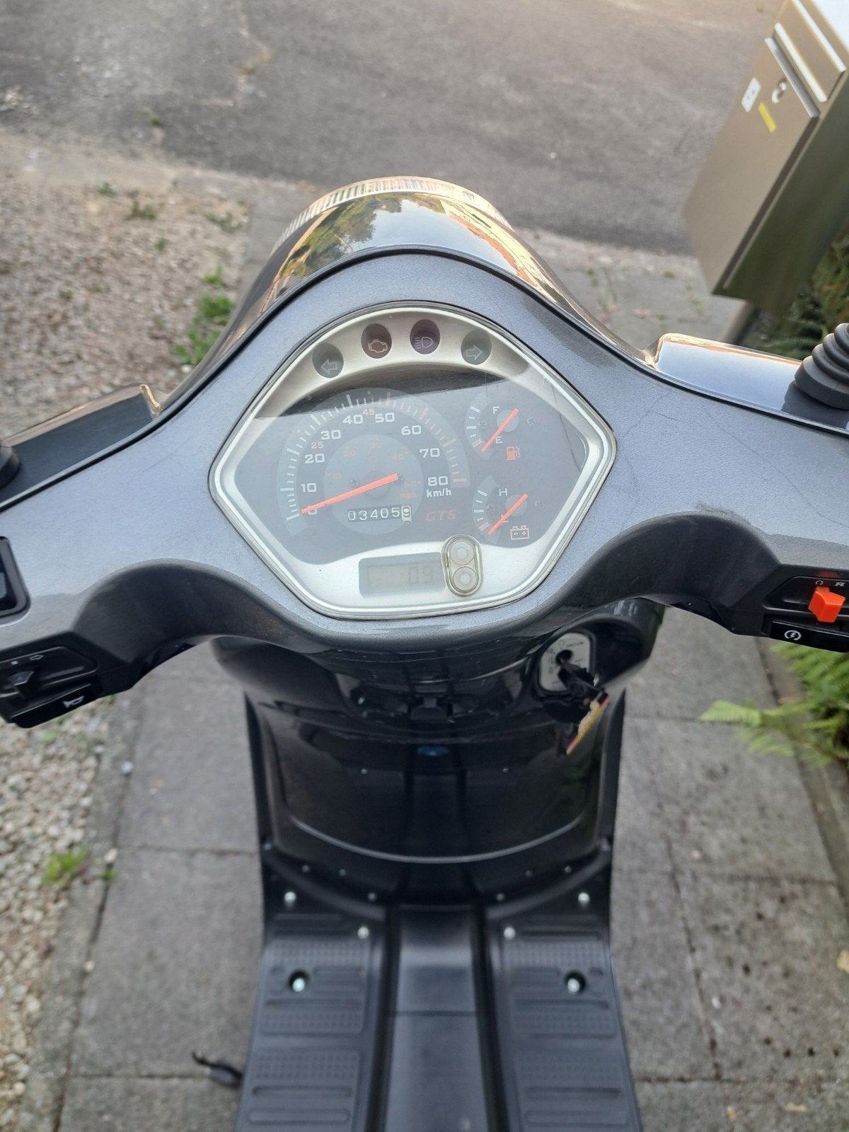 scooter Toscana 2024 800euro 3400km  wegens sterfgeval, Fietsen en Brommers, Scooters | Overige merken, Klasse A (25 km/u), Ophalen of Verzenden