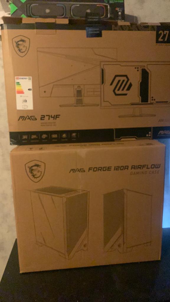 Game pc msi gloed nieuw, Ophalen, Zo goed als nieuw