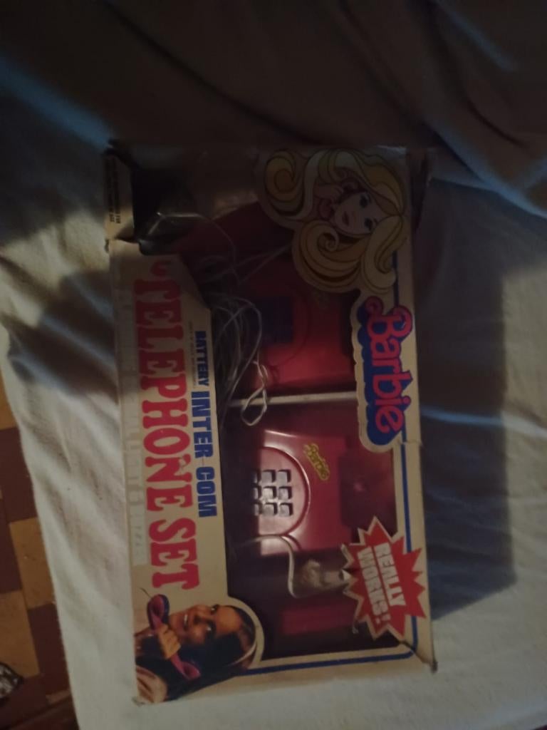 Barbie telefoonset, Ophalen