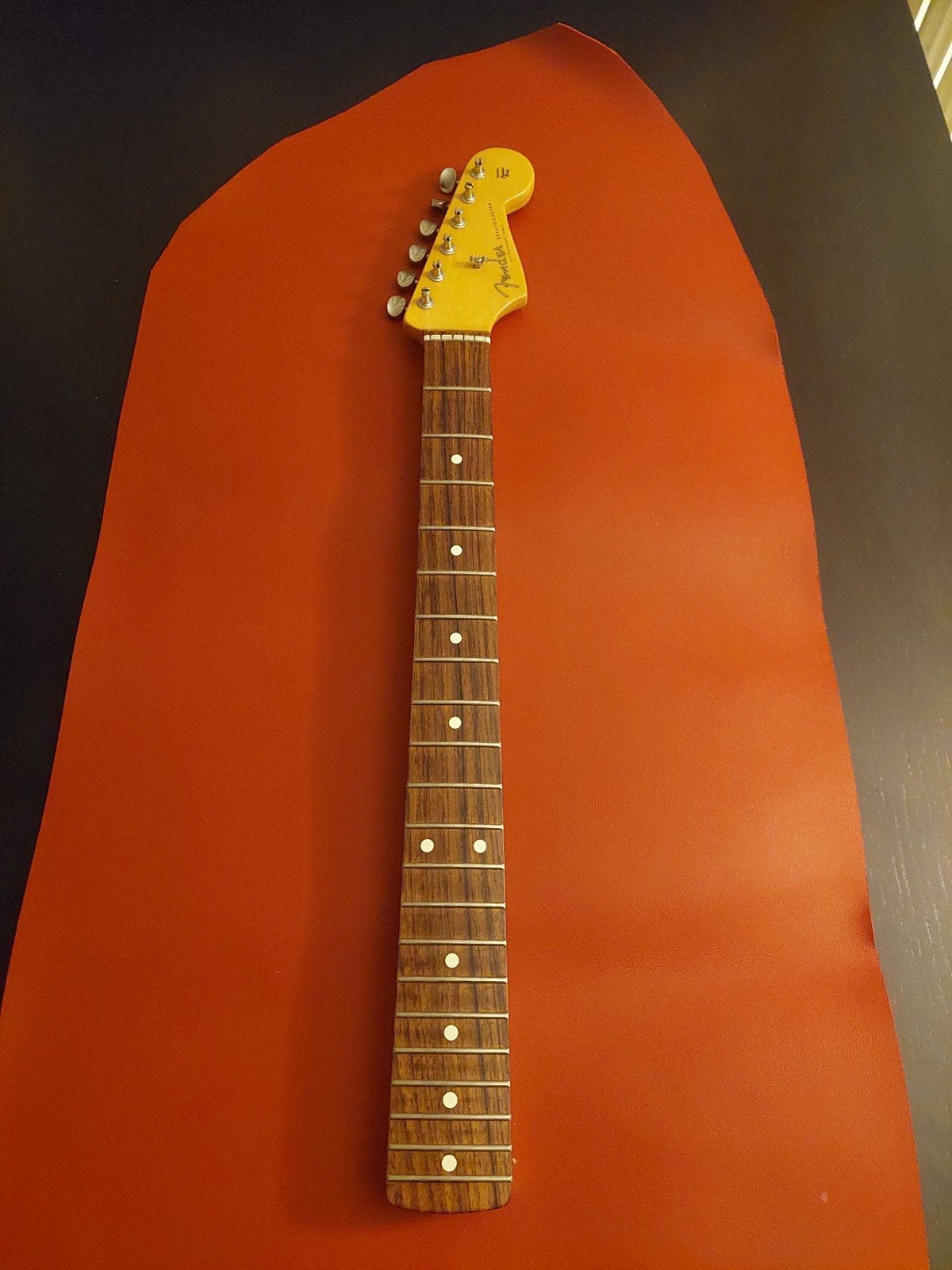 Manche de Fender Stratocaster Mexico, 2010, Enlèvement