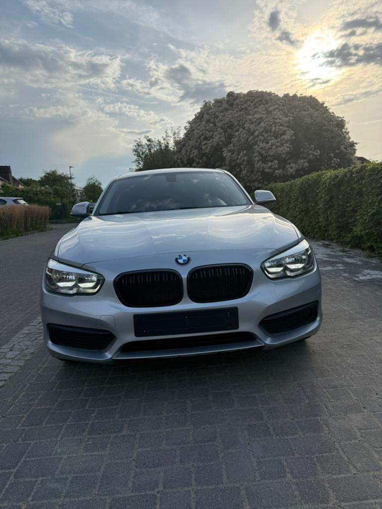 BMW 116i - 2017 - M PACK - GOED ONDERHOUDEN - MET KEURING, Auto's, 1 Reeks, Handgeschakeld, 5 deurs, Particulier