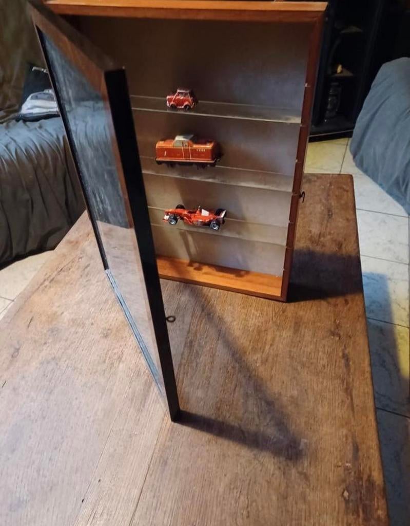 Vitrine voor collectie, Ophalen of Verzenden, Zo goed als nieuw, Glas