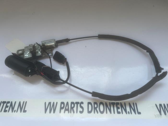 Sluithulpmotor achterklep van een Audi A8, Gebruikt, -, -, -