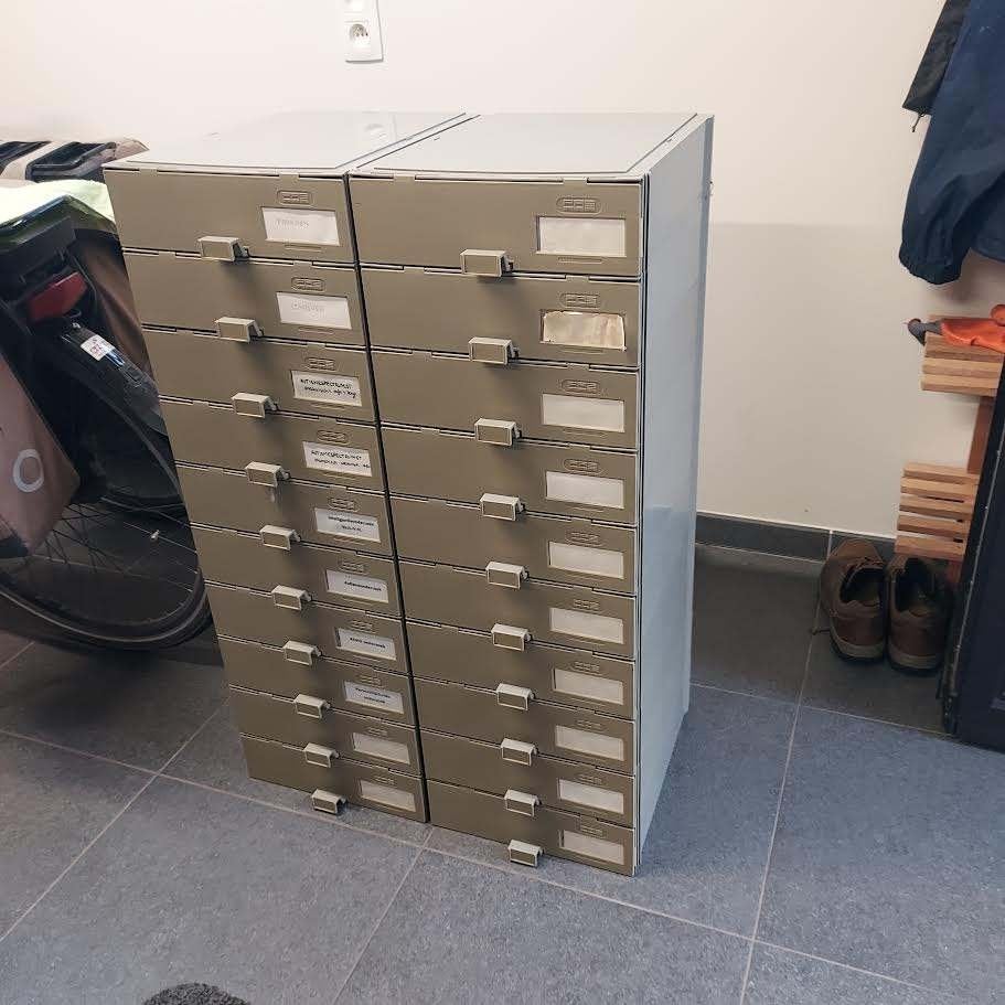 ARCHIEF KAST SCHUIVEN met ringen, Ophalen, Gebruikt, Kunststof
