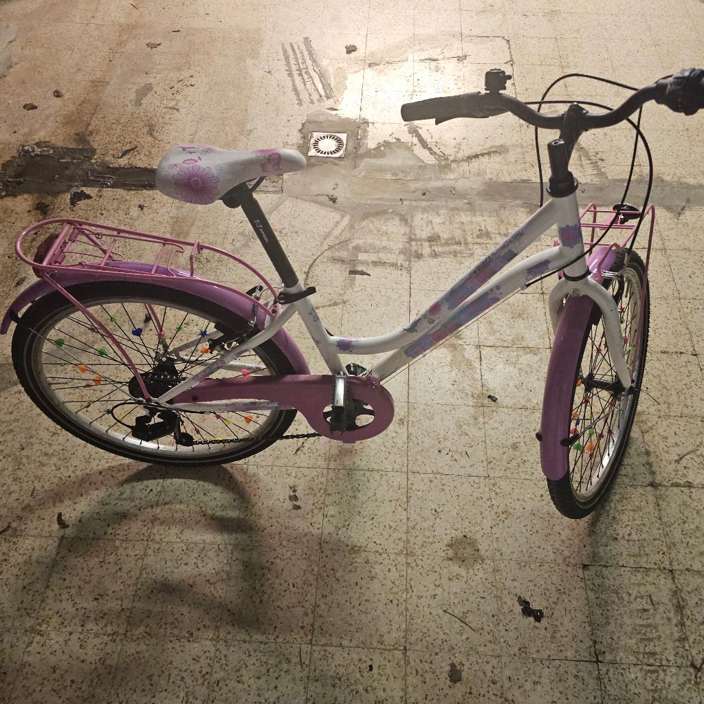 Meisjes fiets, Enlèvement
