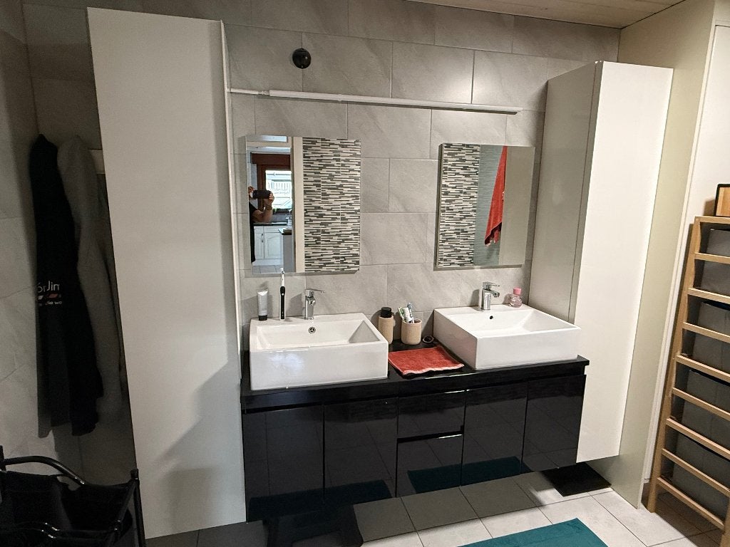 BADKAMER MEUBELS, Ophalen, Gebruikt, Met douche