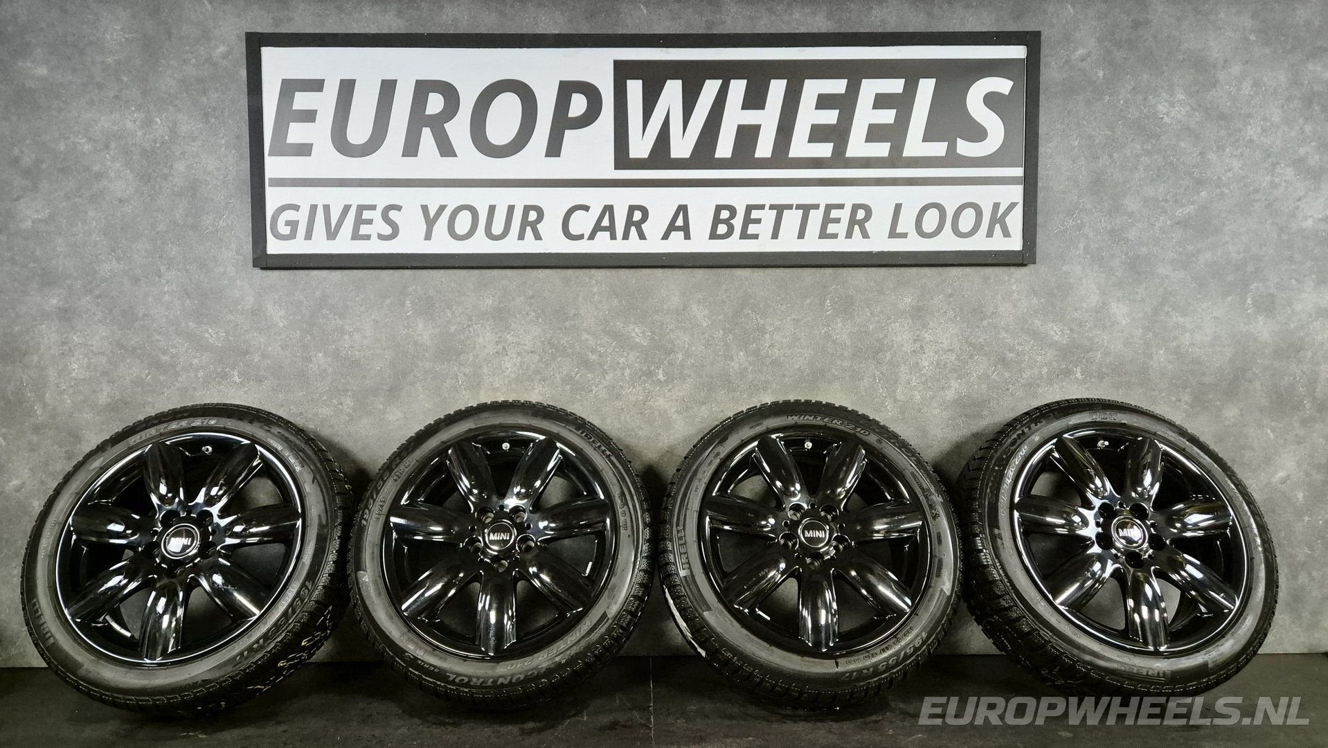 17 inch MINI F54 Clubman velgen winterbanden 528 origineel, Auto-onderdelen, Gebruikt, -, -, Banden en Velgen