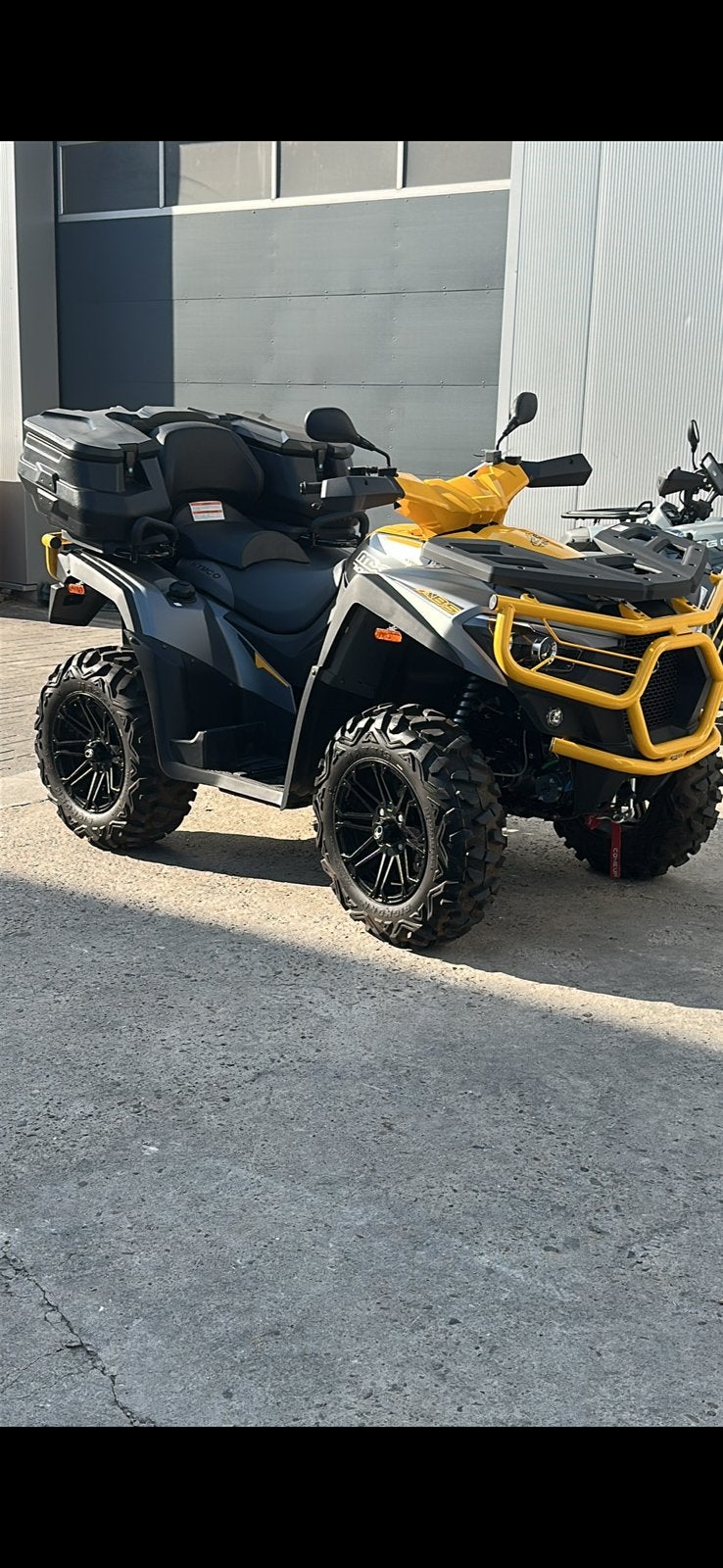 Kymco 700mxu abs eps, 1 cylindre, 700 cm³