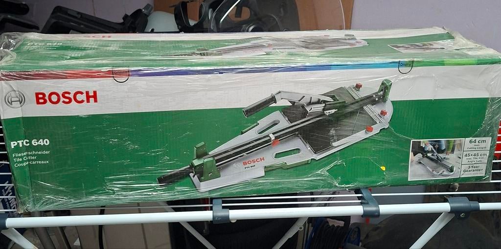 Nieuwe Bosch tegelsnijder PTC 640, Enlèvement