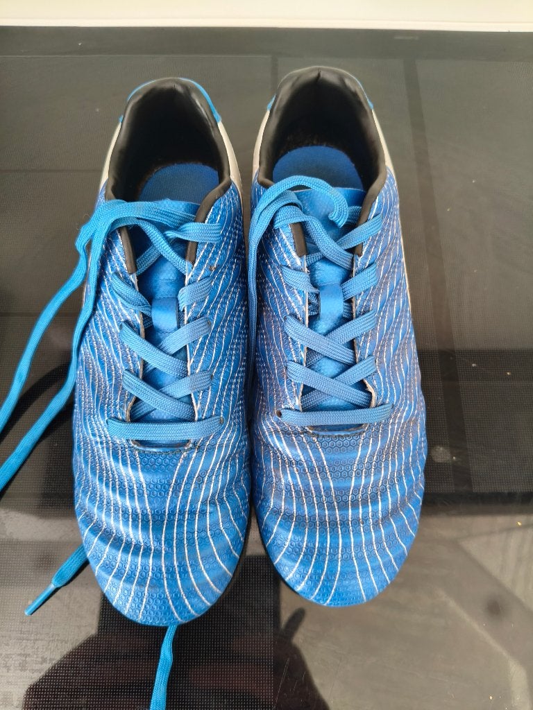 Voetbalschoenen maat 36, Ophalen, Nieuw, Schoenen
