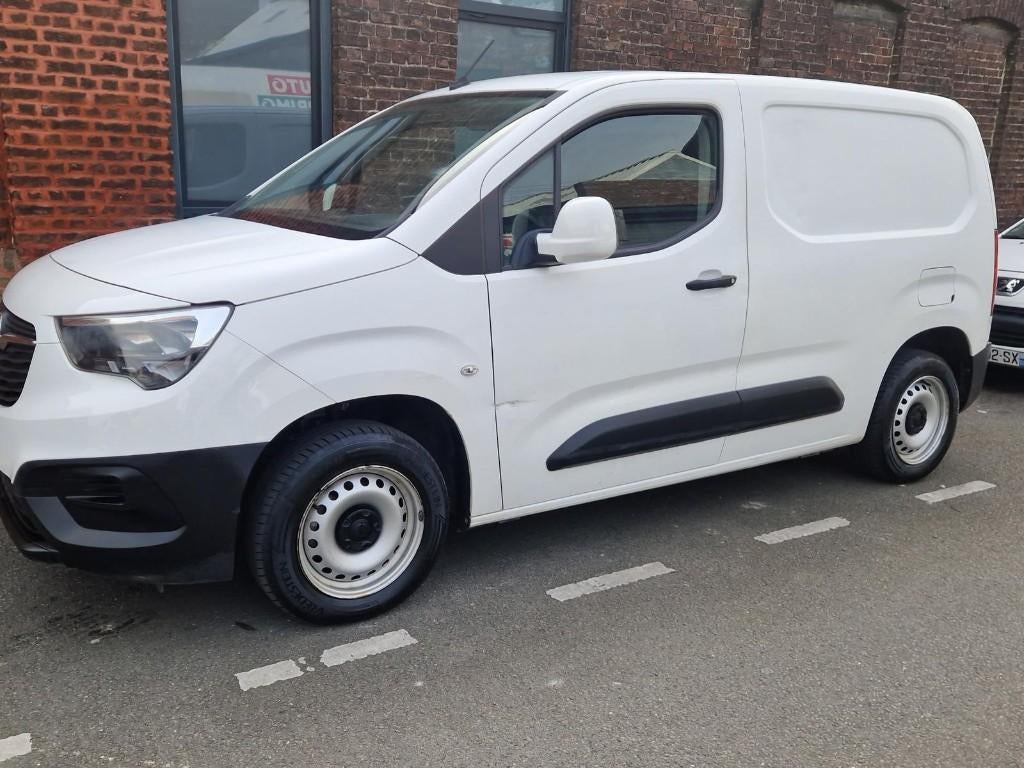 Opel combo 2020, Auto's, 4 deurs, Zwart, Particulier, 2 zetels