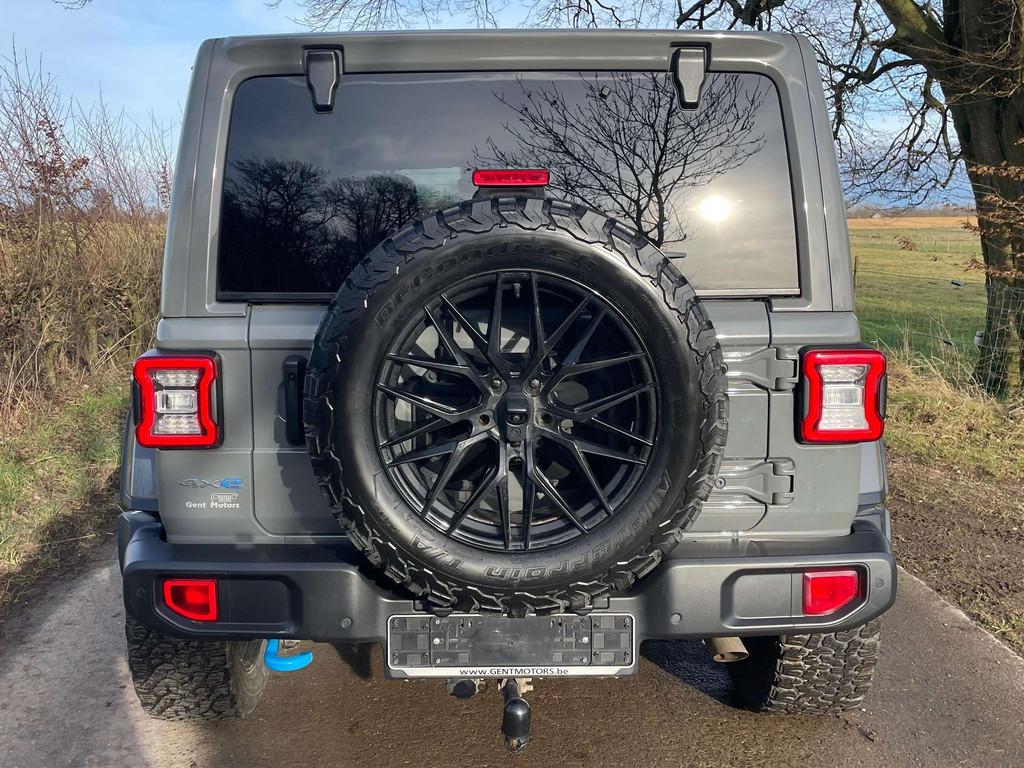 Jeep Wrangler Wrangler PHEV 2.0 Turbo 4xe Sahara 2 jeux de j, Auto's, Jeep, Automaat, 4 cilinders, Leder, 5 zetels