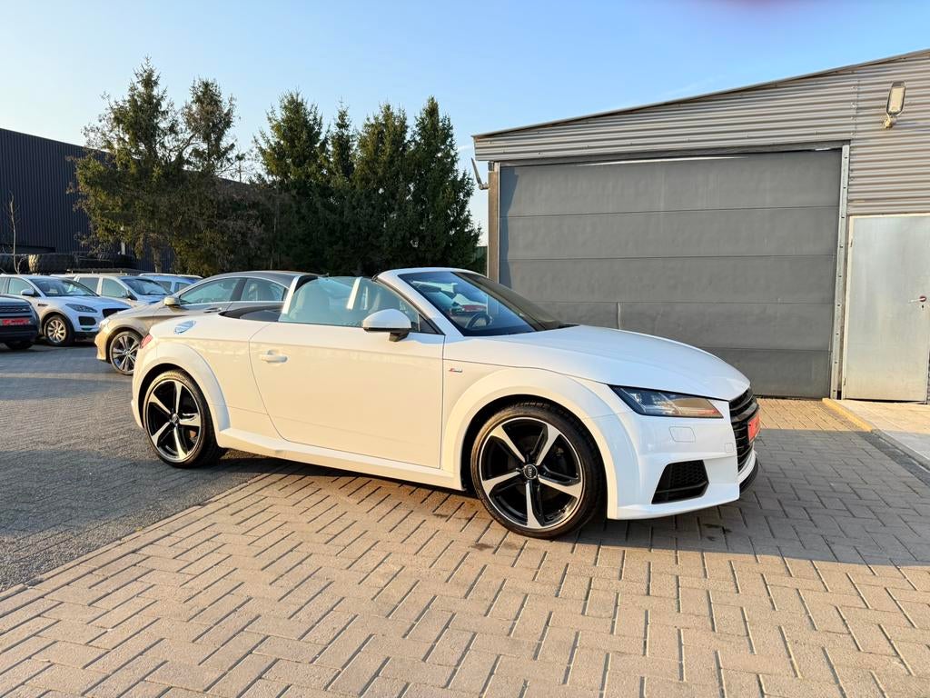Audi TT Cabrio S-LINE 1.8tfsi 1j garantie face-lift, Auto's, TT, Cabriolet, Leder, Bedrijf