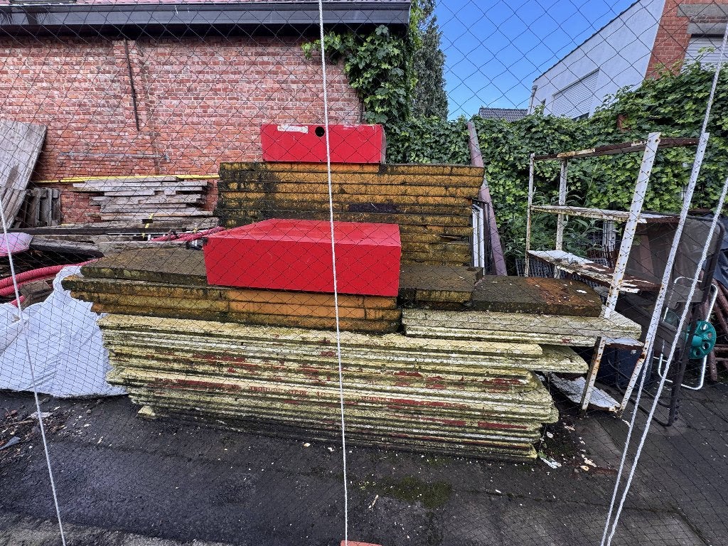 Panneaux isolants gratuits — Plus de 100 m², 15 m² ou plus, Isolation de toiture, Enlèvement, Utilisé