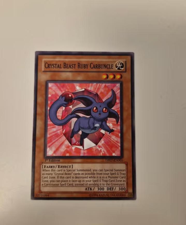 Yu-Gi-Oh ! Crystal Beast Ruby Carbuncle (1ère édition), Enlèvement ou Envoi, Comme neuf