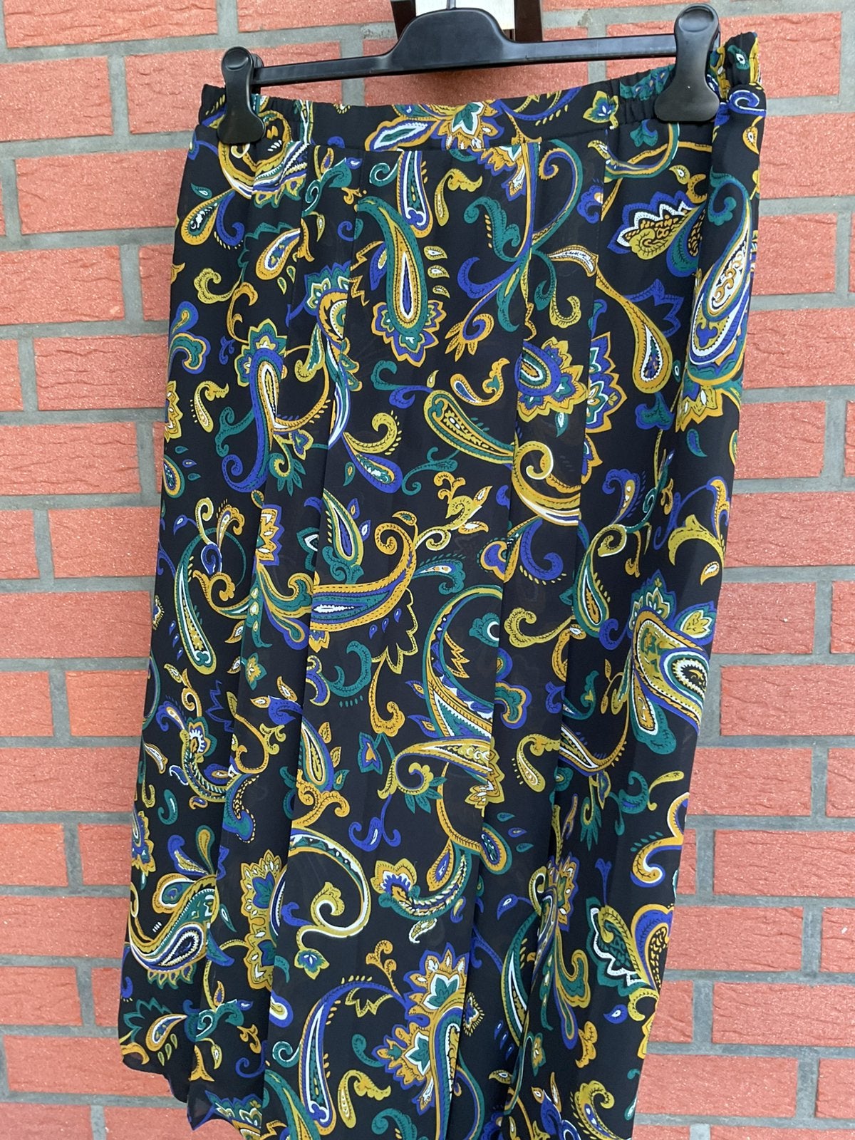 Mooie damesrok Maat 46 zie foto, Kleding | Dames, Rokken, Ophalen of Verzenden, Zo goed als nieuw, Maat 46/48 (XL) of groter, Onder de knie