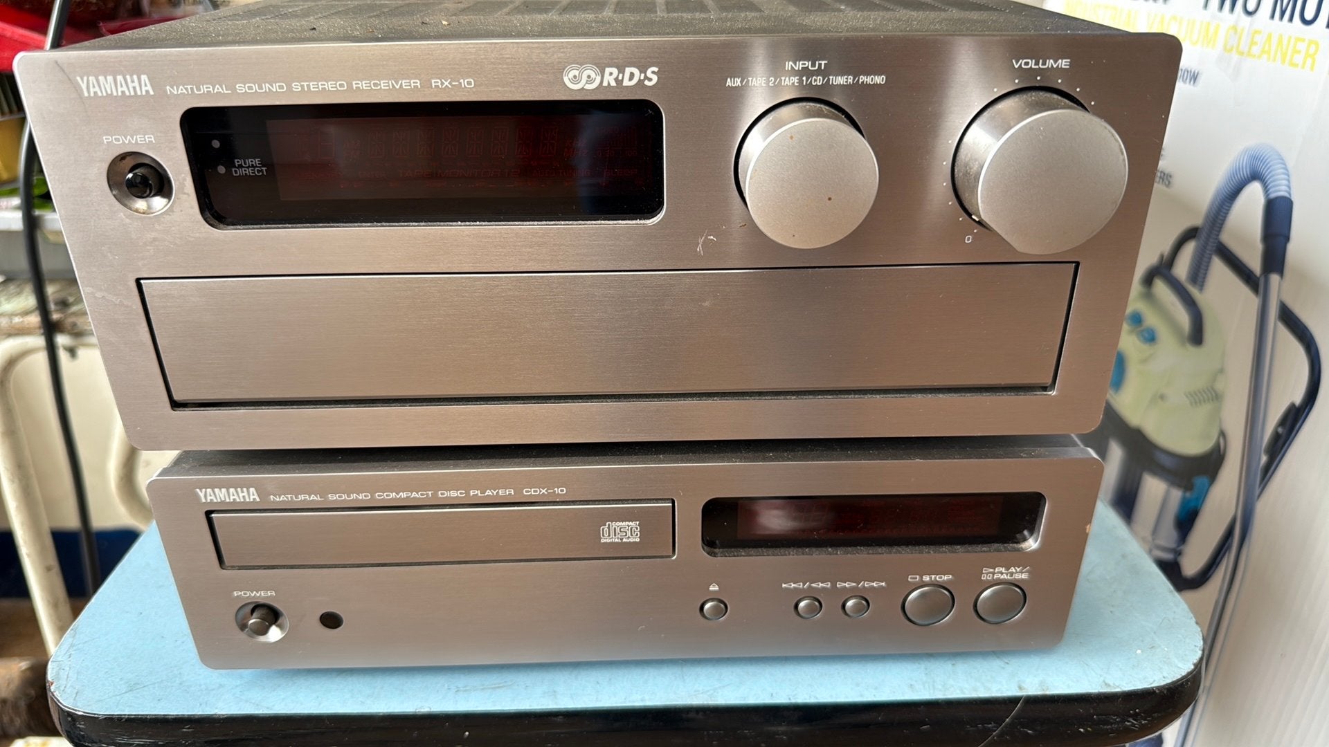 Yamaha cd versterker - zonder boxen - defect, Ophalen, Niet werkend, Overige merken, Met radio
