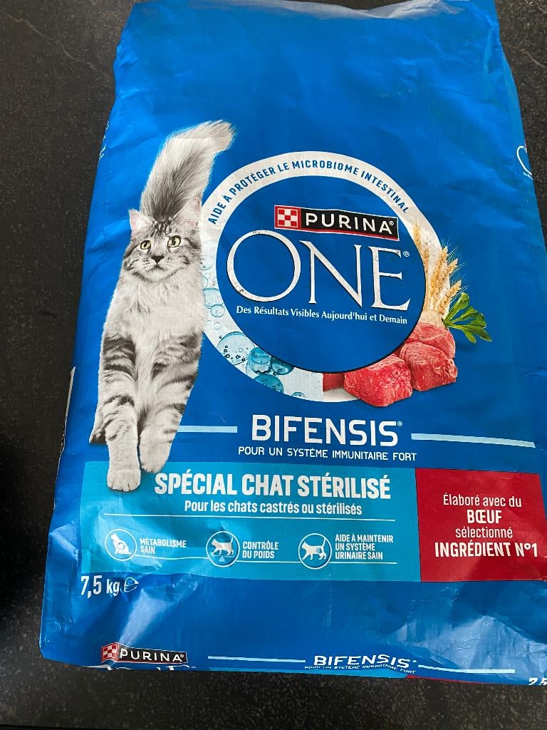 Verschillende soorten katteneten - Natvoer en droogvoer, Dieren en Toebehoren, Ophalen, Kat