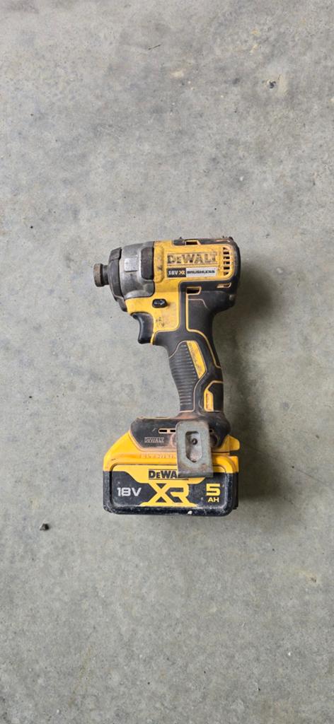 Visseuse à choc dewalt, Bricolage & Construction, Outillage | Foreuses, Enlèvement