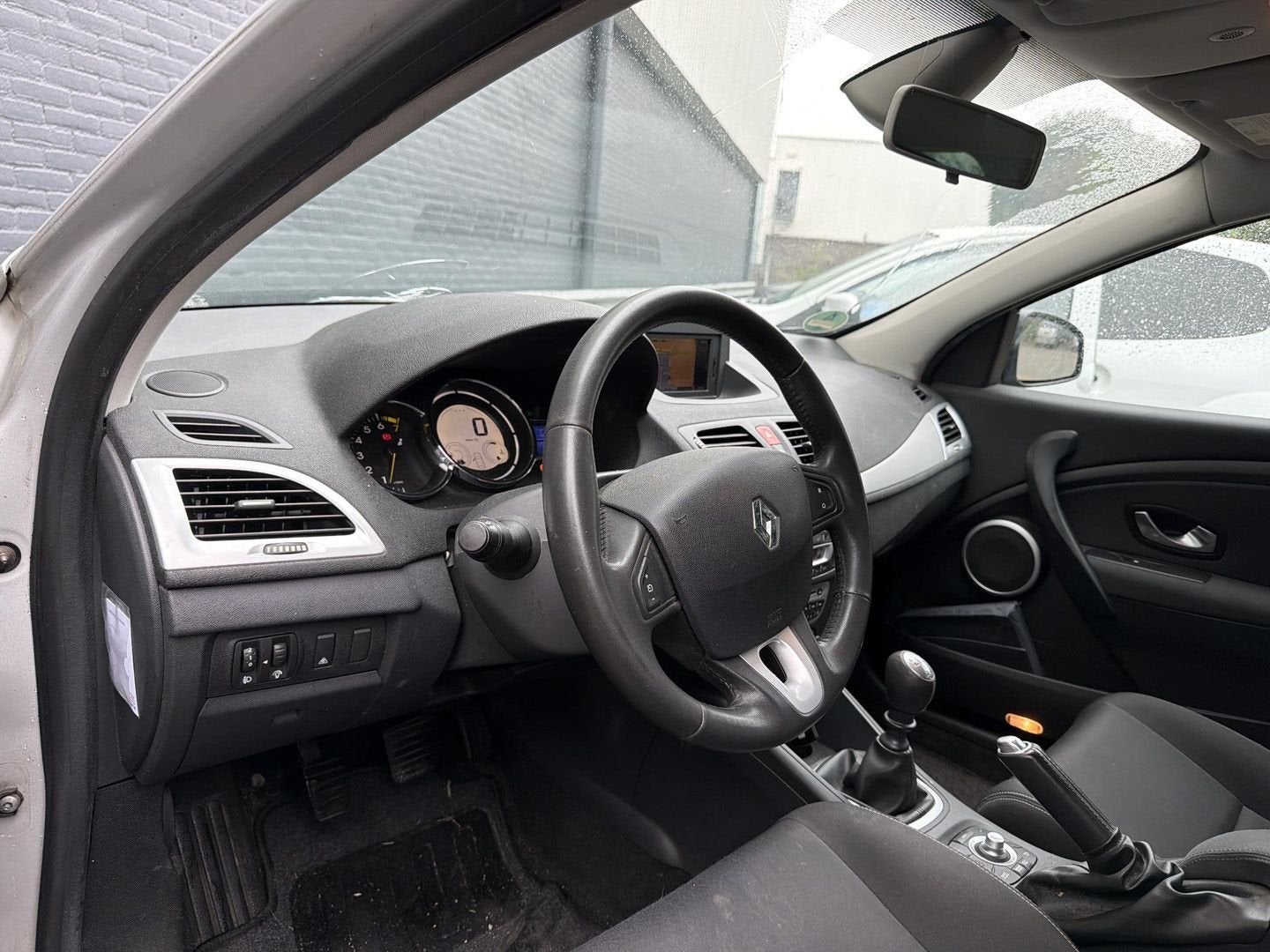 Renault Megane Estate 1.4 TCe Bose | Climate | Cruise | Navi, Argent ou Gris, Achat, Entreprise, Boîte manuelle
