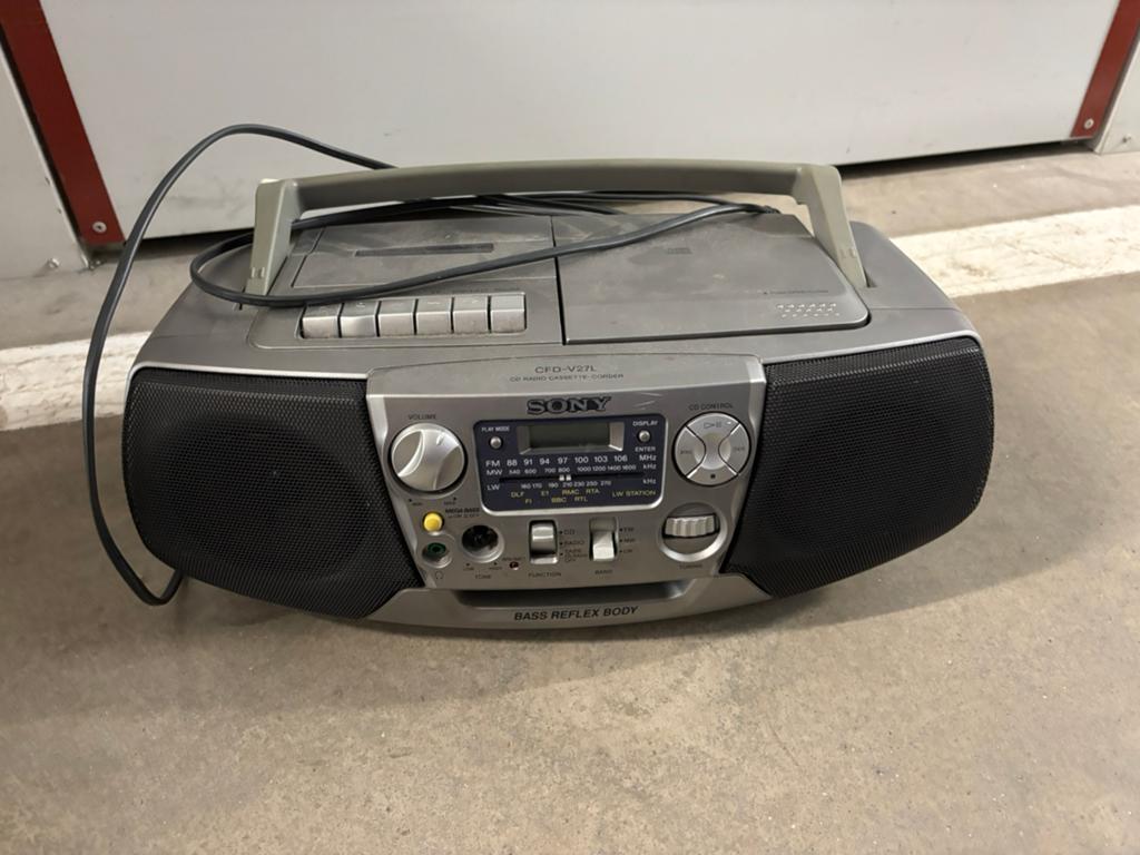 Radio avec lecteur CD et cassettes en très bon état, Enlèvement, Utilisé, Radio, Avec lecteur de CD