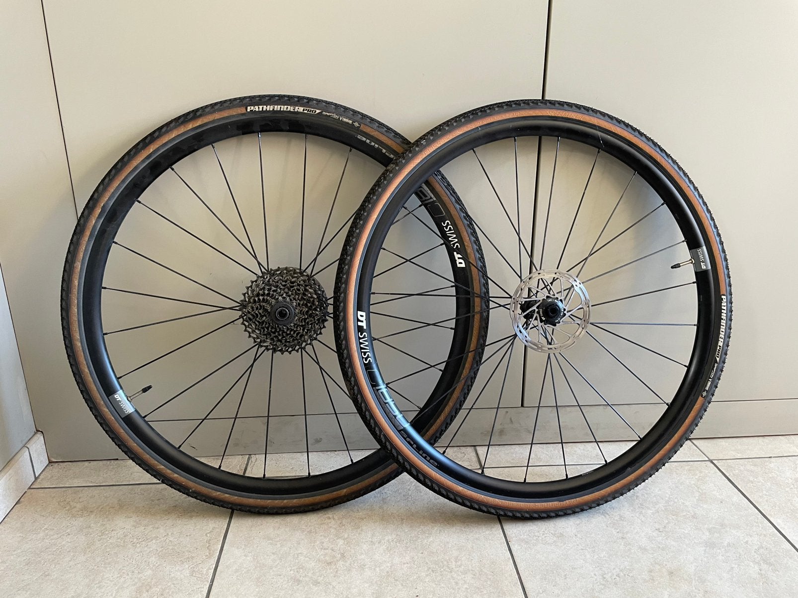 Zeer mooie Dt Swiss C1850 spline wielset, Gravelbike, Zo goed als nieuw, Aluminium, Ophalen