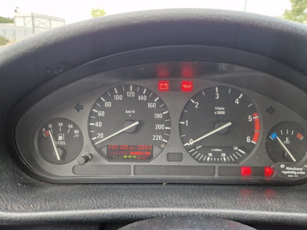 BMW 318 TDS 1996 Oldtimer Klaar voor licentie, foto 5