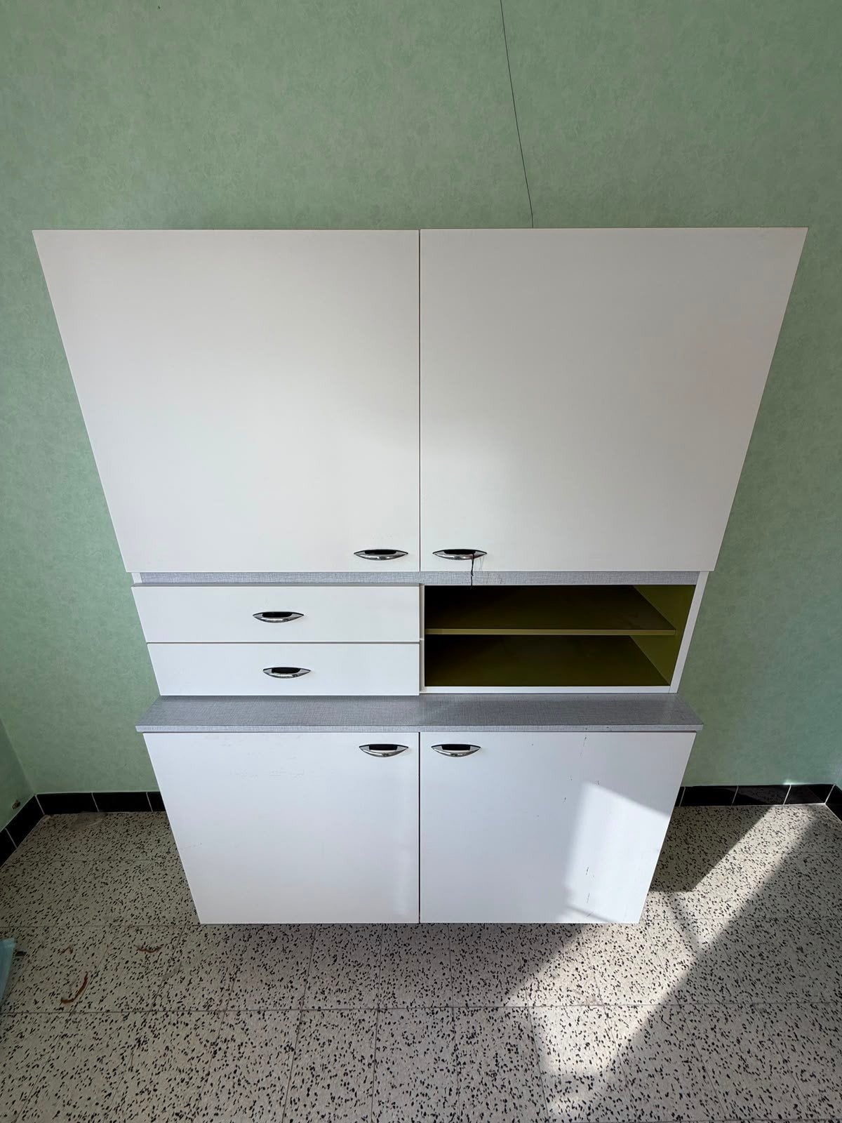 Retro kast, Huis en Inrichting, Kasten | Roldeurkasten en Archiefkasten, Ophalen