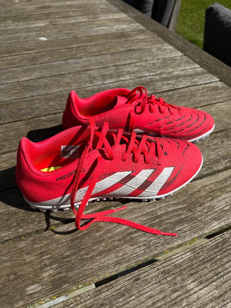 Adidas Predator Turf voetbalschoenen, Ophalen, Gebruikt, Schoenen