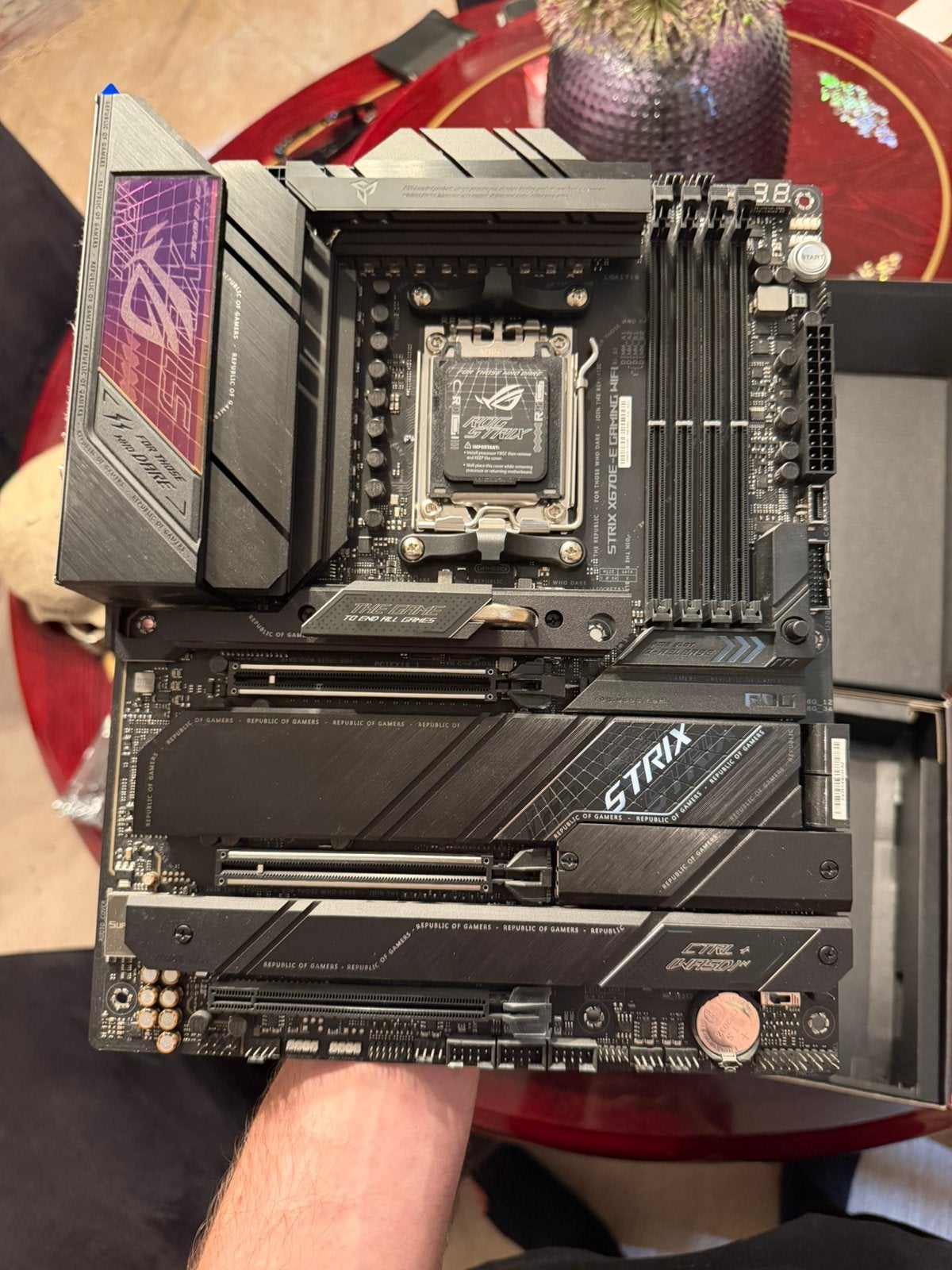 Carte mère AM5 Asus ROG Strix X670E-E gaming wifi, Informatique & Logiciels, Enlèvement ou Envoi, Comme neuf