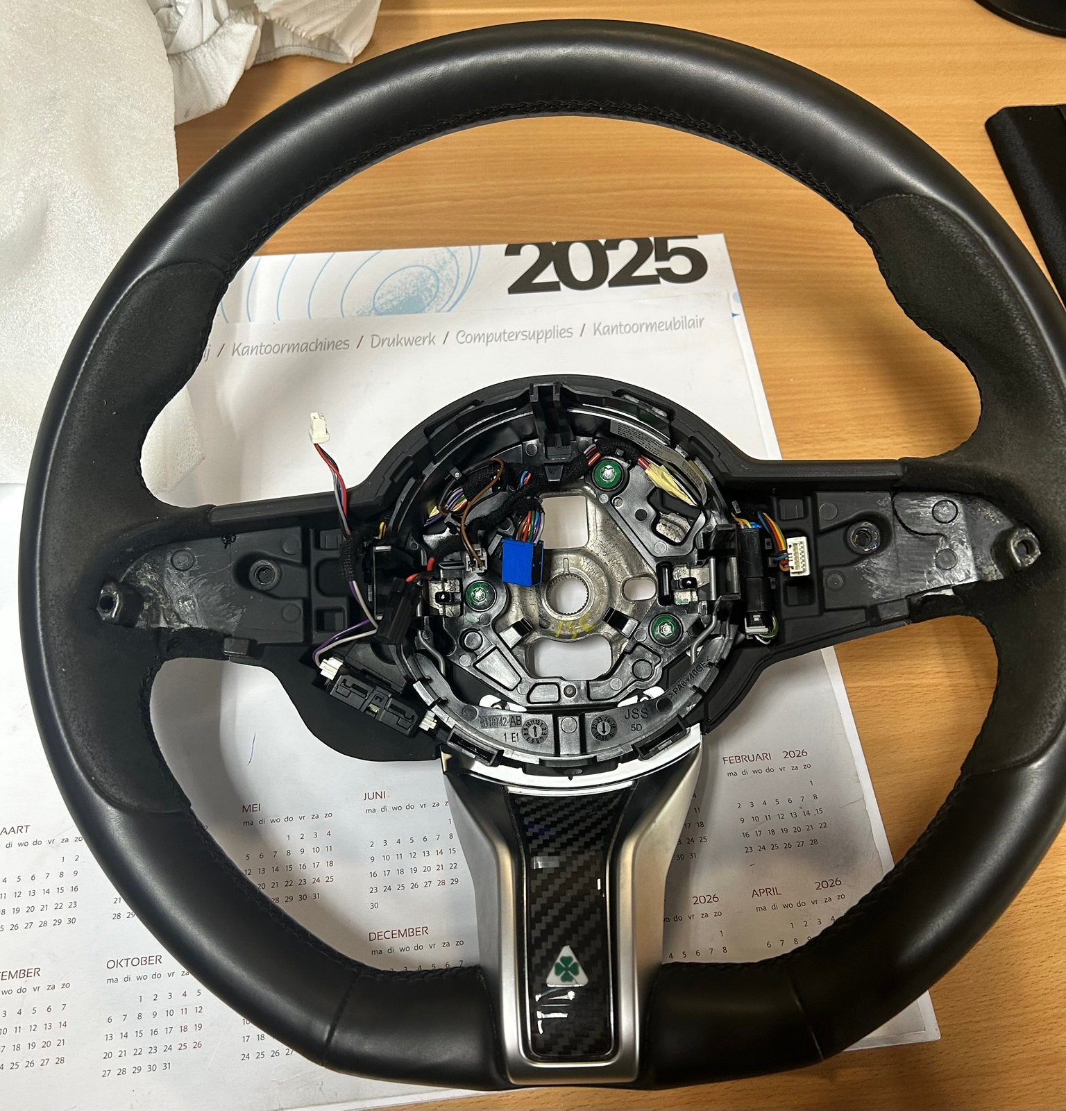 Alfa Romeo origineel sportstuur / Leder + Carbon Look, Ophalen of Verzenden, Alfa Romeo