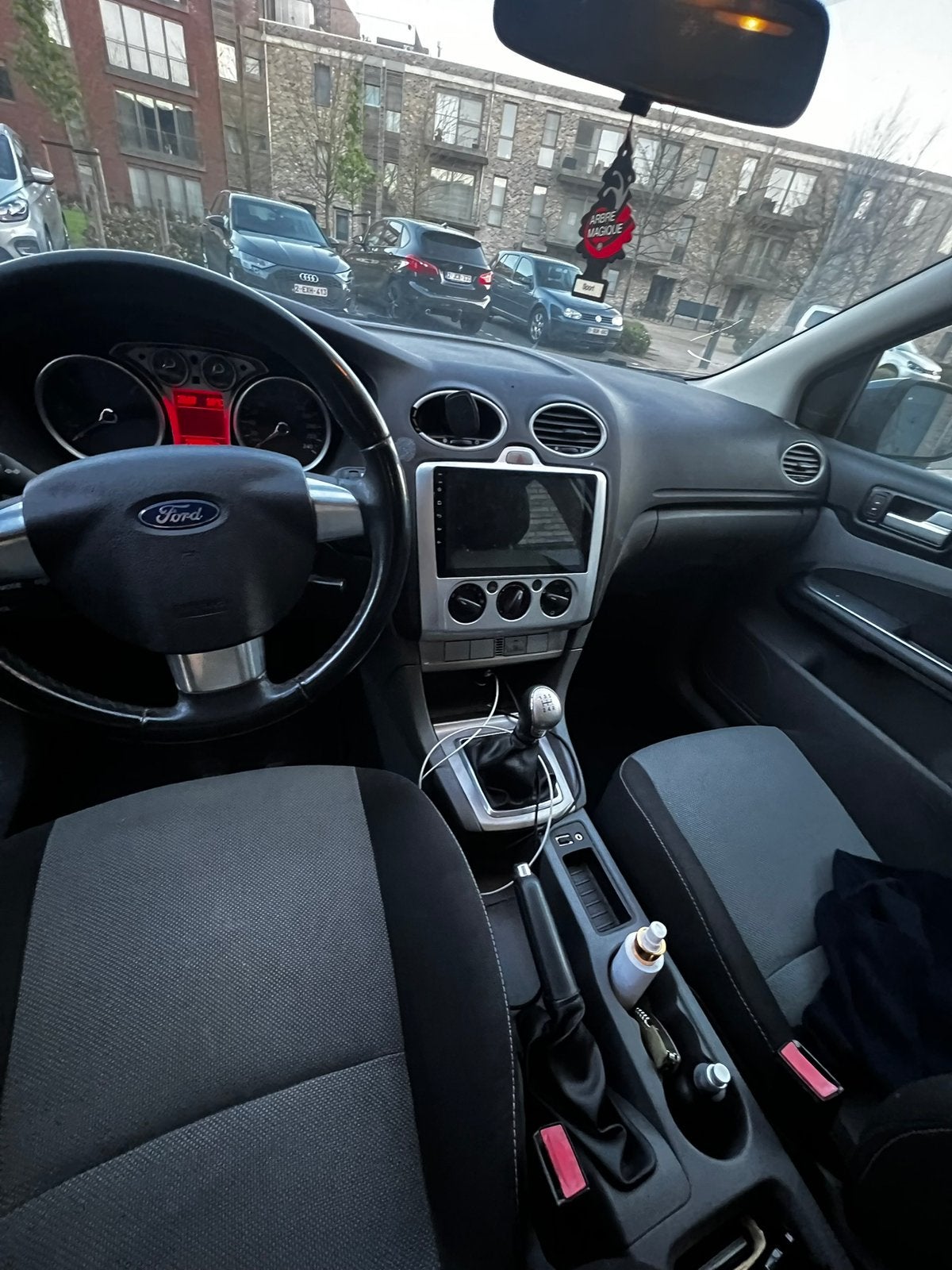 Ford focus 1.6tdi, Autos, Ford, Particulier, Focus, ABS, Airbags, Air conditionné, Alarme, Bluetooth, Ordinateur de bord, Verrouillage central