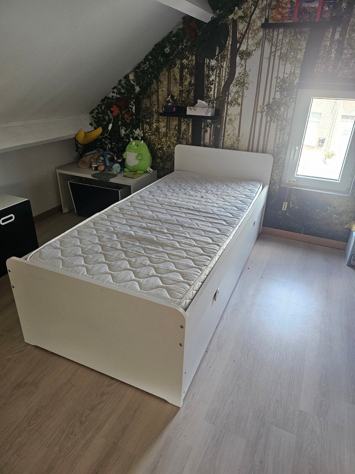 Kinderbed met matras, Huis en Inrichting, Ophalen