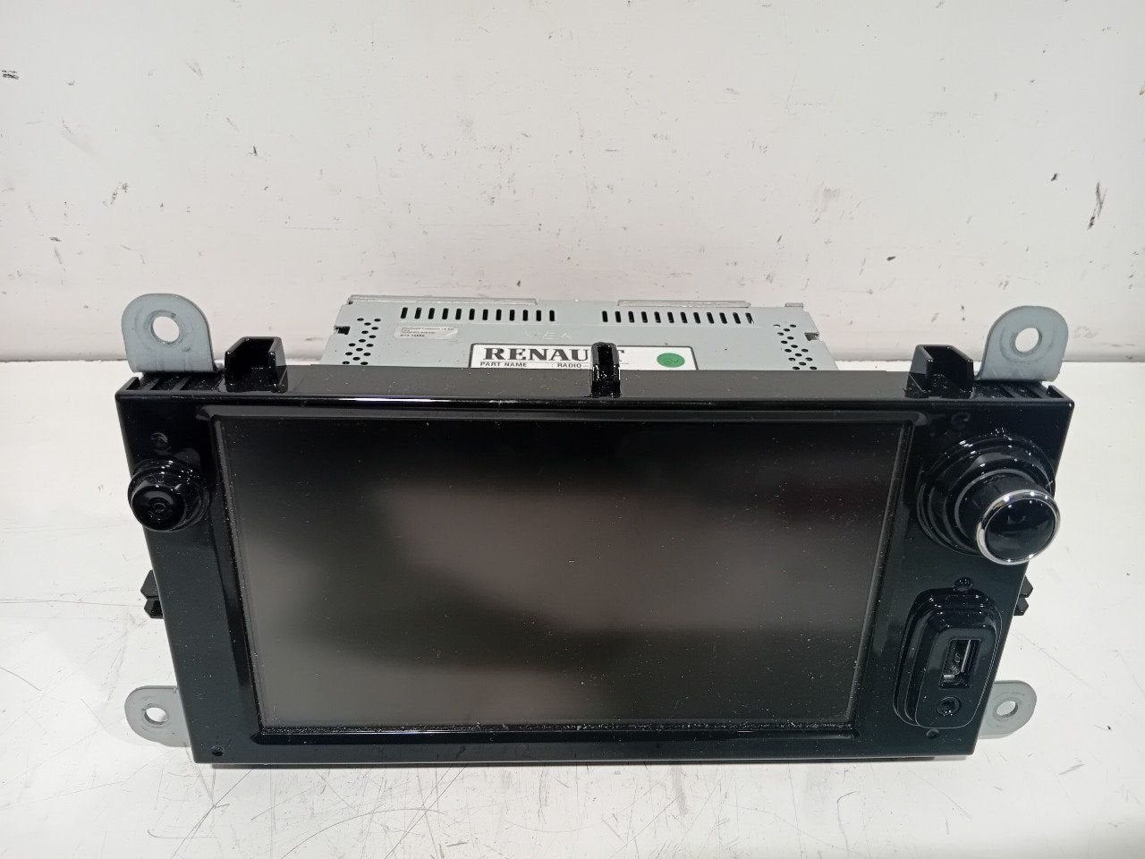 Navigatiesysteem Renault Clio, Onderdelen@venauto.nl, Van der Ven Autorecycling B.V., Ettenseweg 76, 4706 PB Roosendaal, The Netherlands