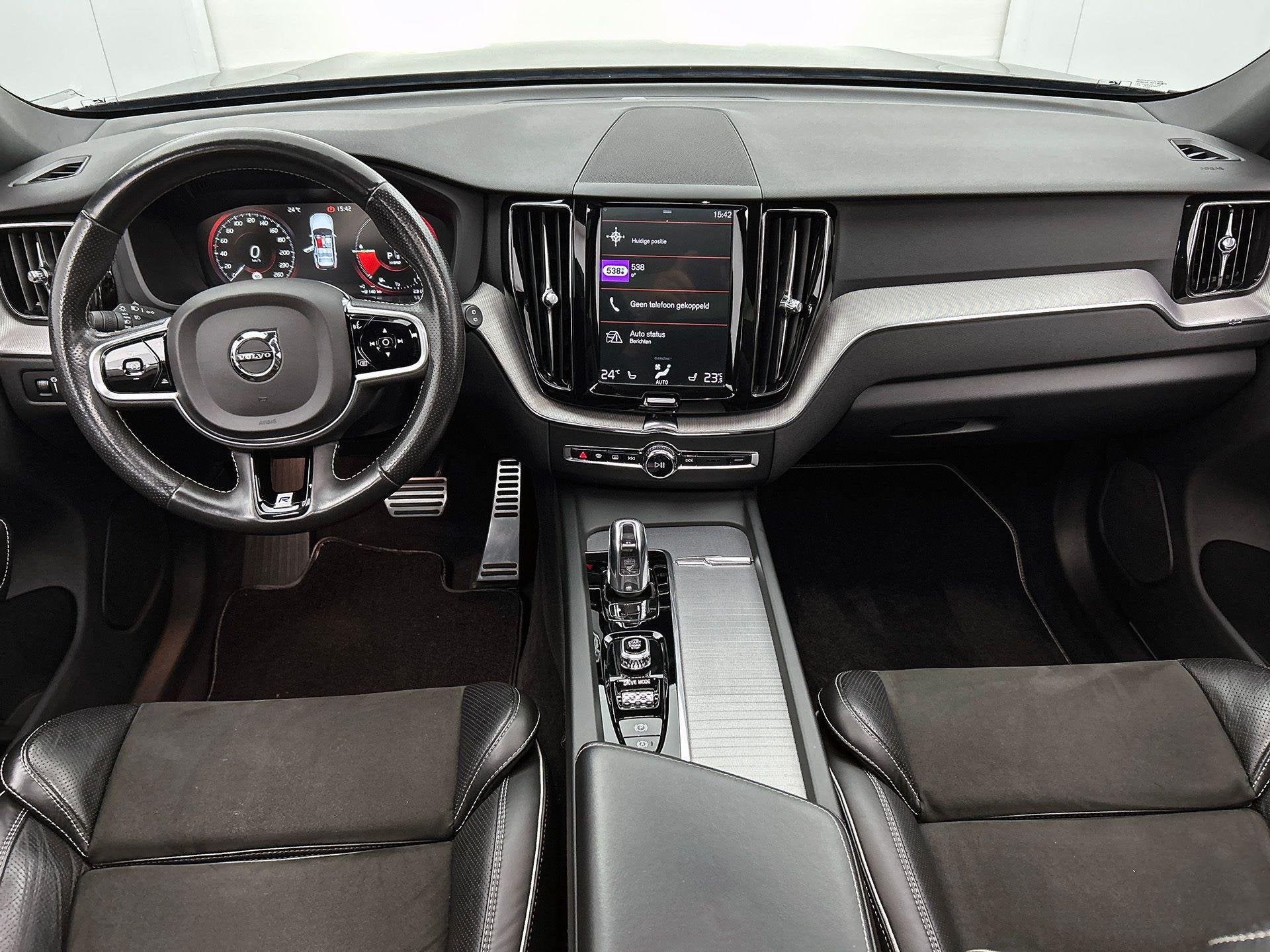 Volvo XC60 T8 e4x4 Geartronic R-Design | Panoramisch dak | M, 408 ch, Euro 6, Entreprise, Carnet d'entretien
