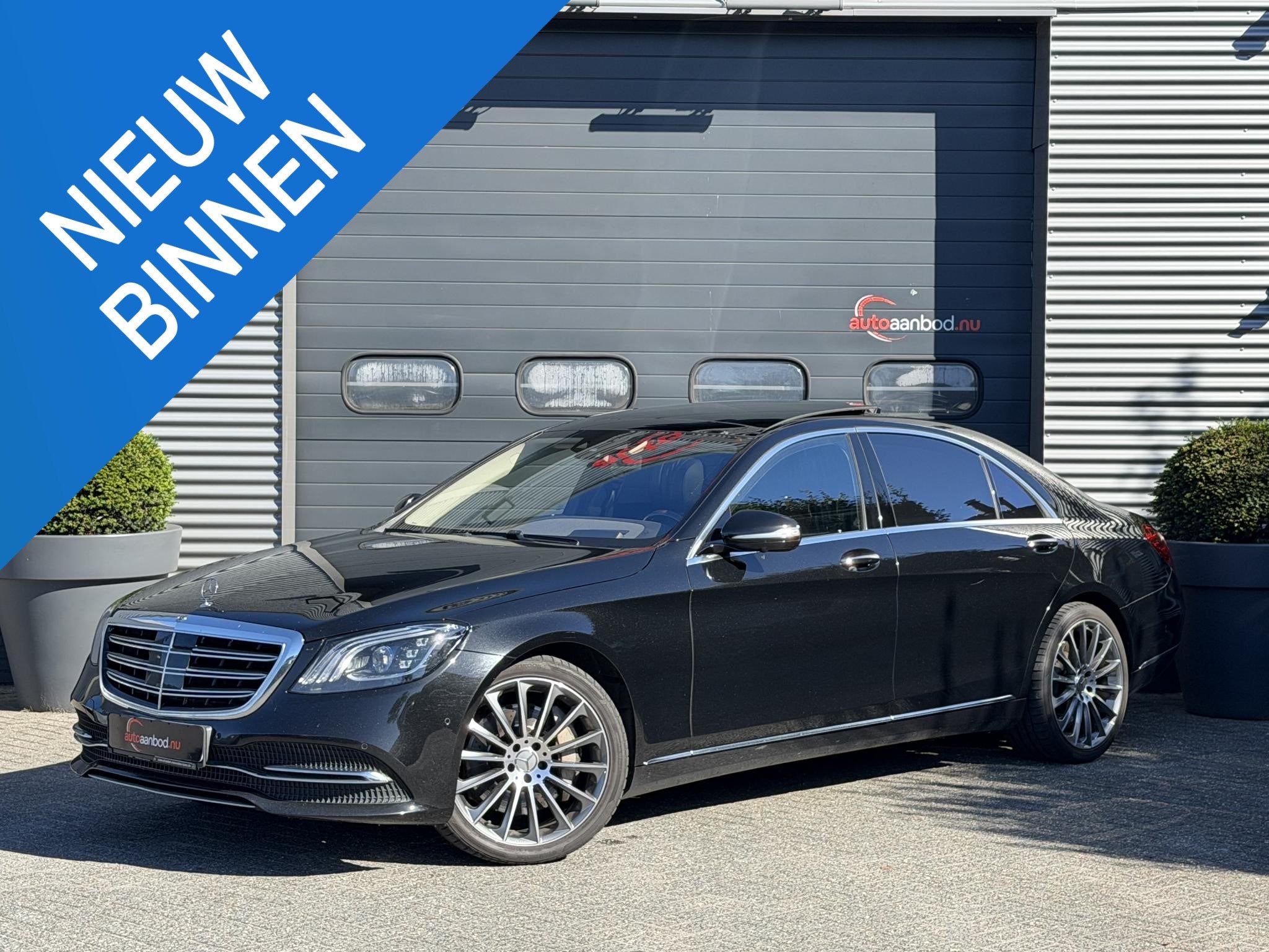 Mercedes-Benz S-klasse 560 4Matic Lang Premium Plus | Chauff, Auto's, Automaat, Gebruikt, Zwart, Leder
