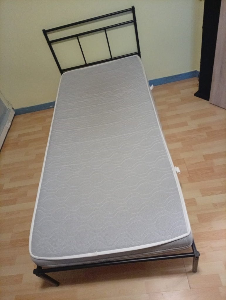 lit 1 personne avec matelas, Enfants & Bébés, Matelas, 85 à 100 cm, Enlèvement, 180 cm ou plus