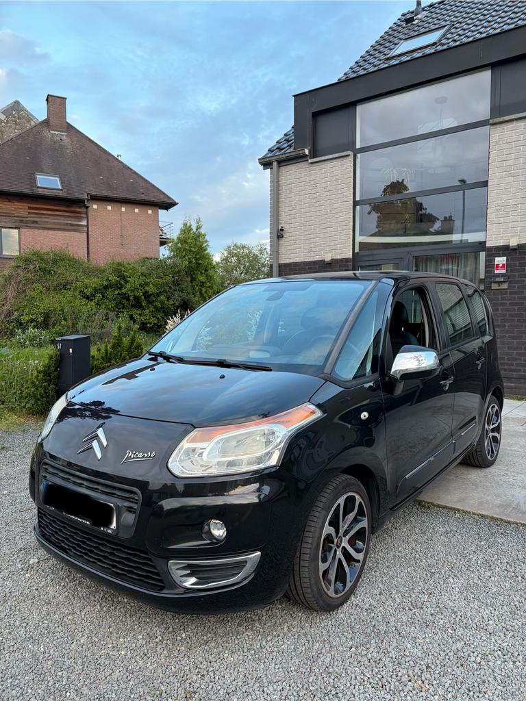 Citroen c3 picasso essence - avec feuilles roses, Autos, Citroën, Entreprise, C3 Picasso, Essence, Euro 5, 5 portes, Boîte manuelle