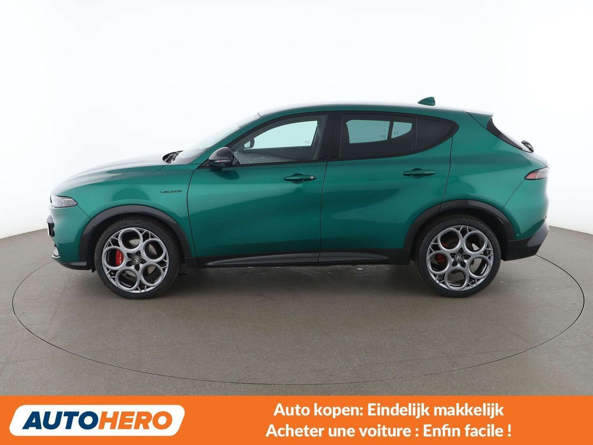 Alfa Romeo Tonale 1.5 VGT Veloce (bj 2023, automaat), Auto's, Overige brandstoffen, Leder, 5 deurs, https://public.car-pass.be/vhr/62df0027-1a75-4da1-8687-a40c712500d2