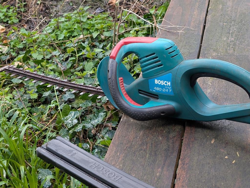 Bosch heggenschaar AHS 480-24 T – sterk & betrouwbaar, Enlèvement, Utilisé, Électrique, BOSCH