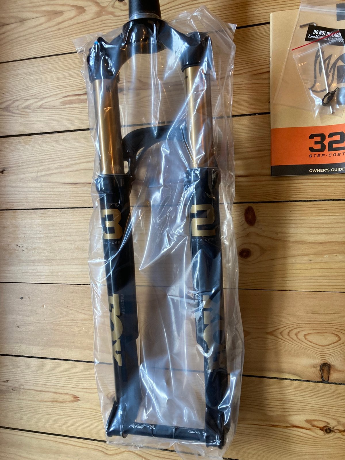 Fourche VTT ultra légère Fox Factory 32 Step cast, Vélos & Vélomoteurs, Vélos Pièces, Enlèvement ou Envoi