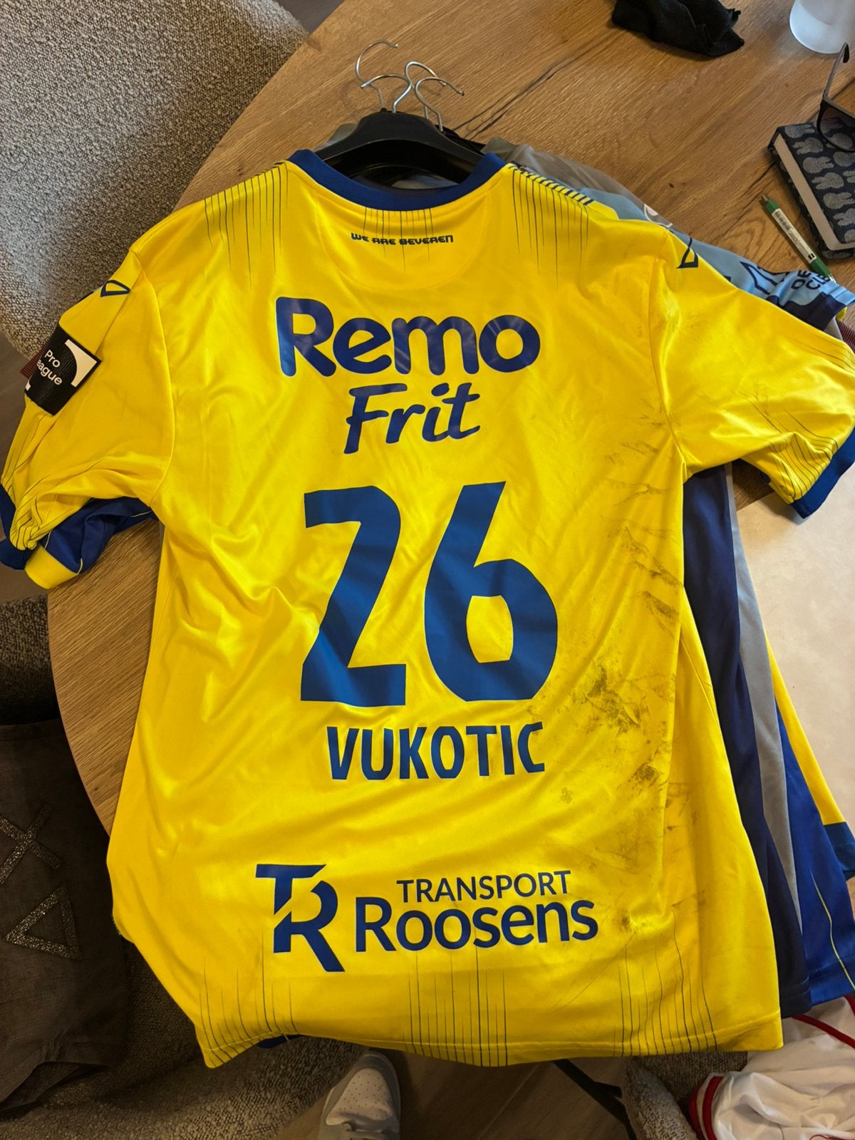 Matchworn Vukotic SK Beveren, Collections, Articles de Sport & Football, Enlèvement ou Envoi