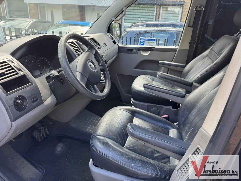 Volkswagen Transporter 2.5 TDI 340 Trendline Dubbel Cabine D, Auto's, Automaat, ABS, Zwart, Bedrijf