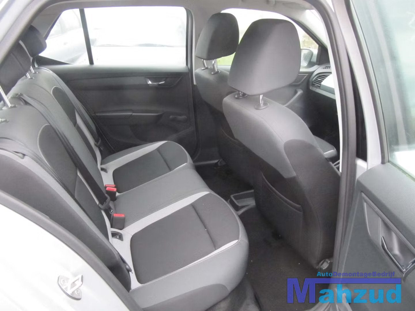 SKODA FABIA 3 NJ3 INTERIEUR 5 DEURS GRIJS ZWART WIT, Tr. Vaclava Klementa 869
293 01  Mlada Boleslav, CZ, Skoda, Skoda Auto a.s.