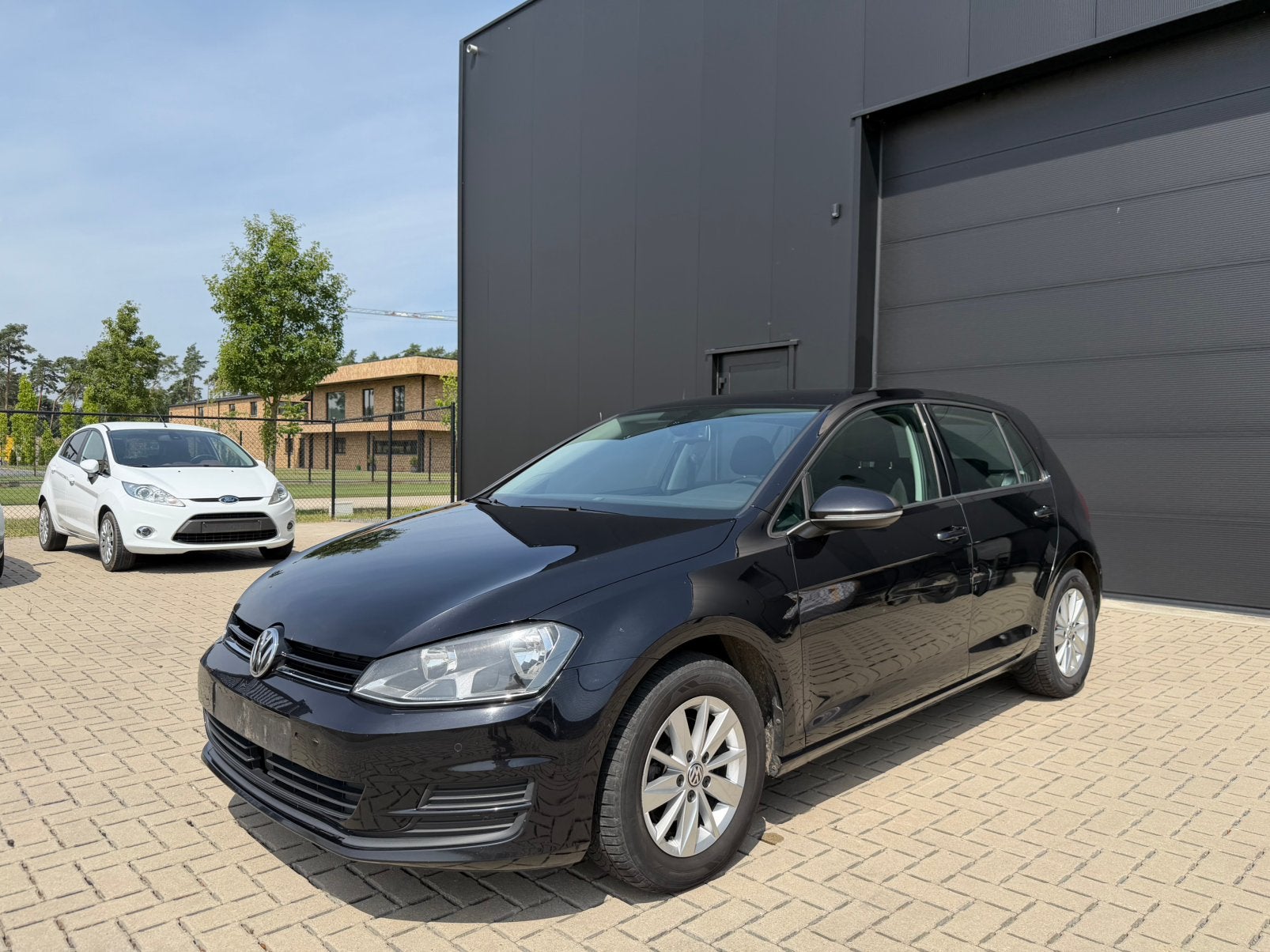 VW Golf 7 1.2 Benzine - 2014 - Trendline, Auto's, Zwart, 5 deurs, Golf, https://public.car-pass.be/vhr/0ef51902-4dcf-4a0f-8a9b-a400b250dcdf