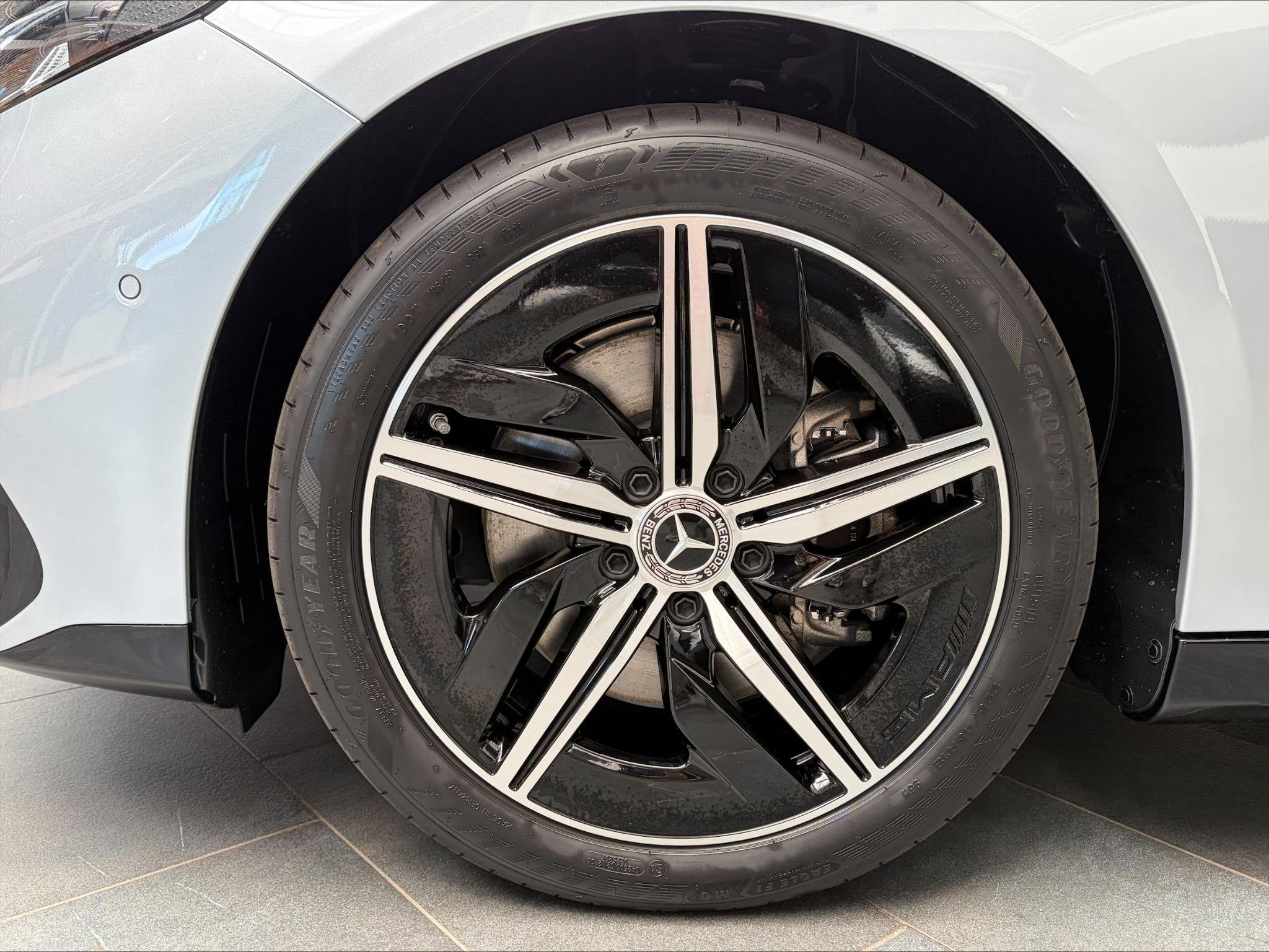 Mercedes-Benz CLA-Klasse Shooting Brake CLA 250+ AMG Line, Autos, Achat, Entreprise, Noir, 5 portes