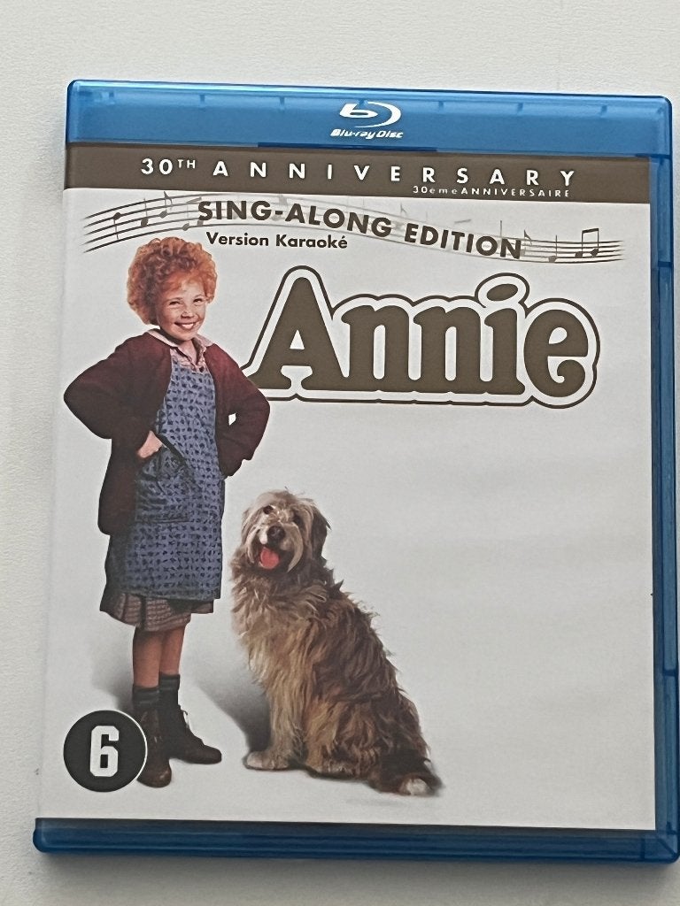 Annie (30th Anniversary Sing-Along Edition) Blu-ray, Enlèvement ou Envoi, Utilisé, Classiques